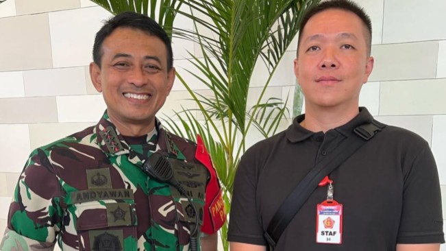 Marsdya TNI Andyawan Martono Putra (kiri). [Instagram]